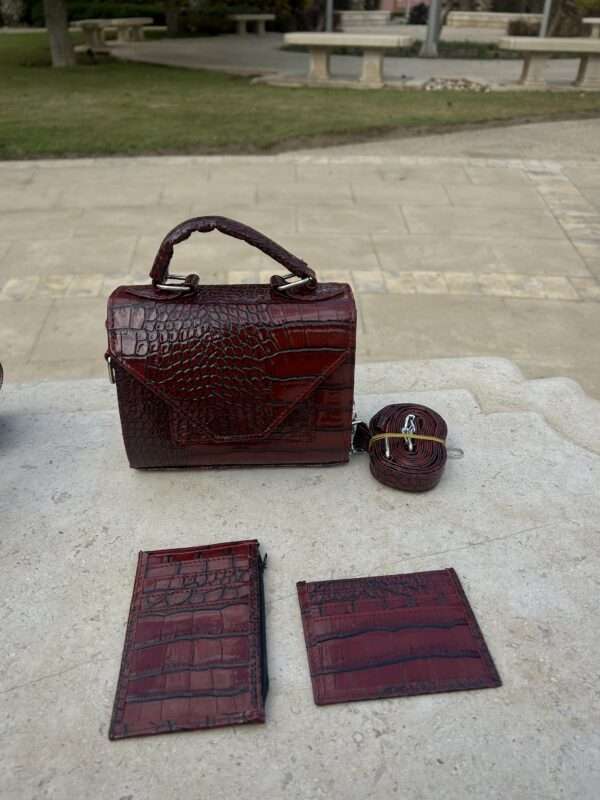 burgundy mini cardholder - Image 2