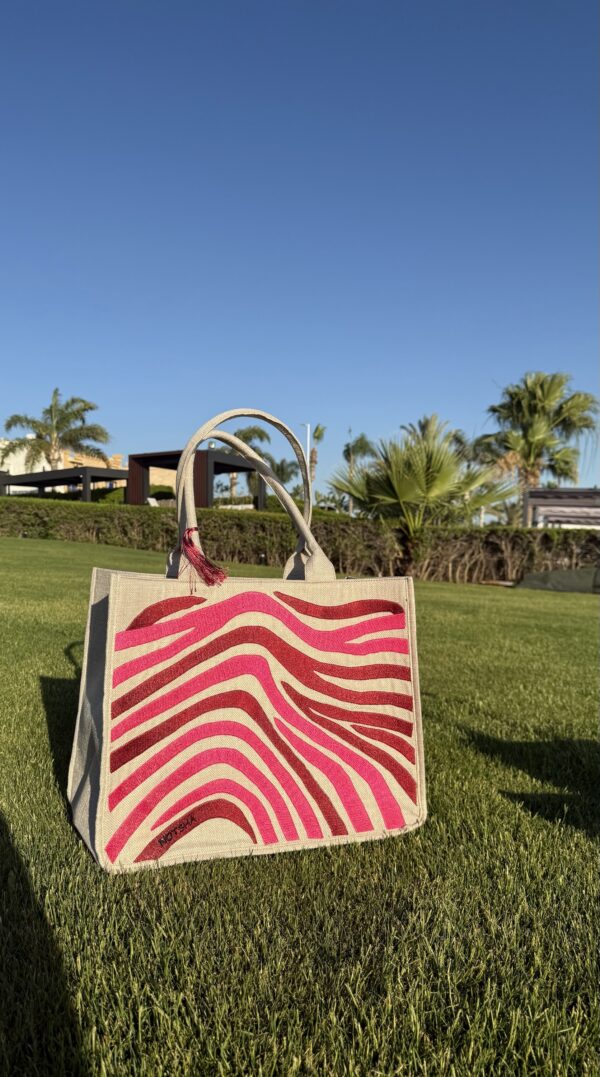 Color: Fuchsia & burgundy blend - Image 2